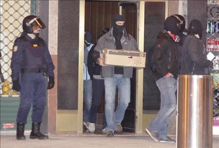 Ocho detenidos, incluidos dos abogados, en una operación contra Segi